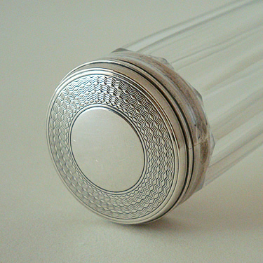 1912-1913年頃シルバートップのガラス瓶