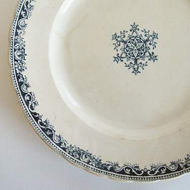 J.VIEILLARD＆CIE プレート